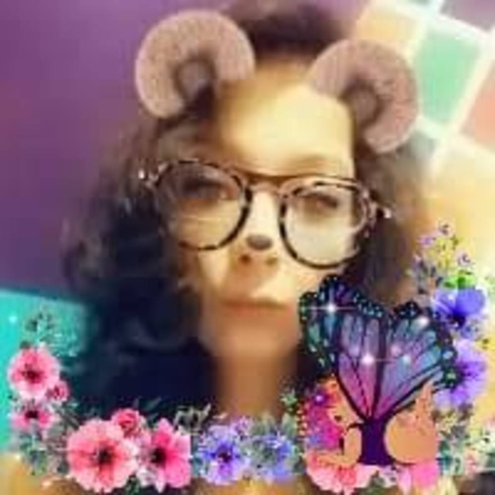 Meet your Posher, Stacy